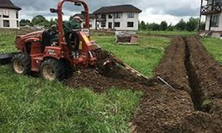 Копка траншей для водопровода в Назарово: цена за метр от 937 руб.